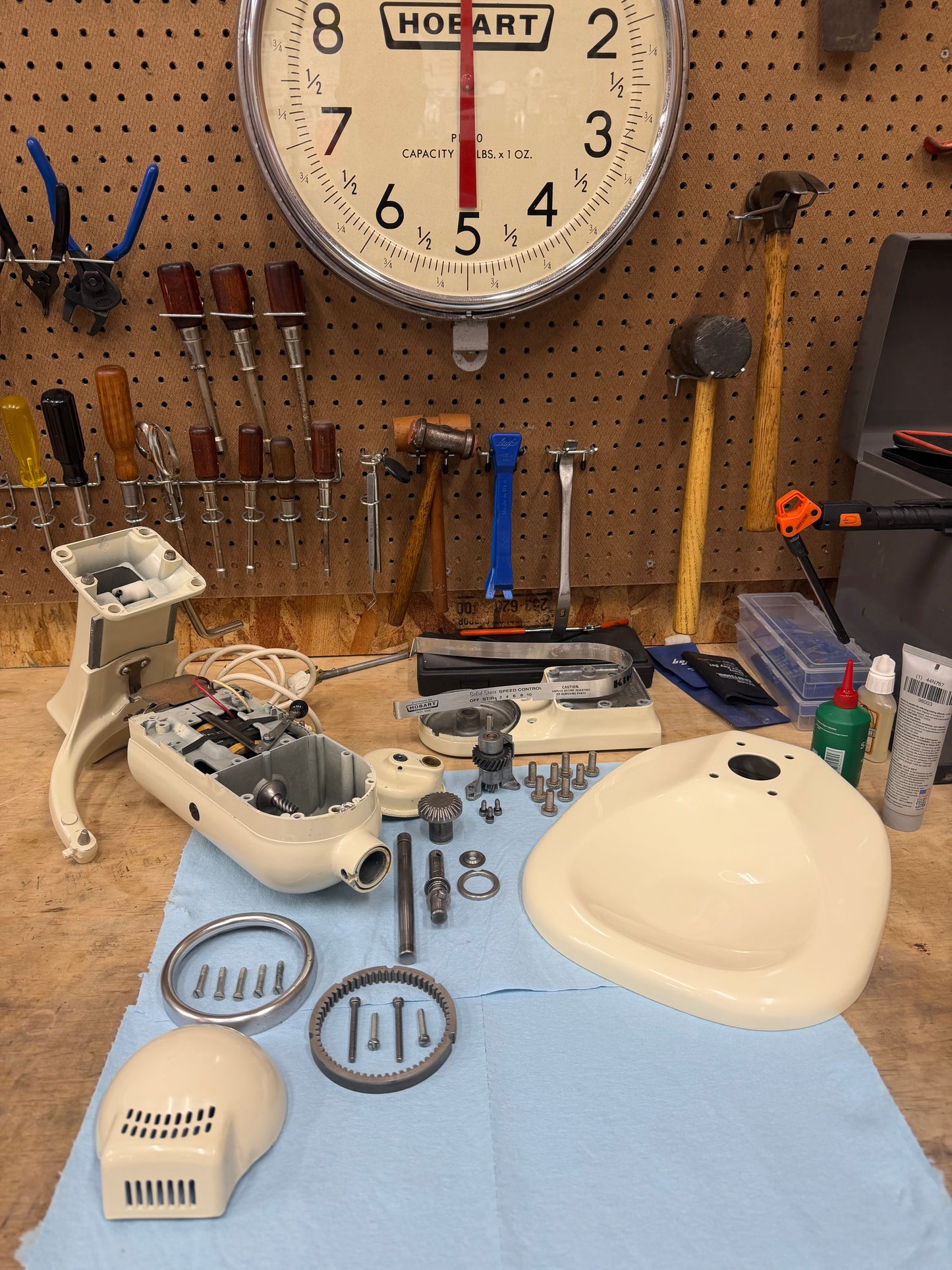 1983 Hobart-era K5SS - 5 Quart Bowl Lift Mixer (New Bowl & Accessories!)