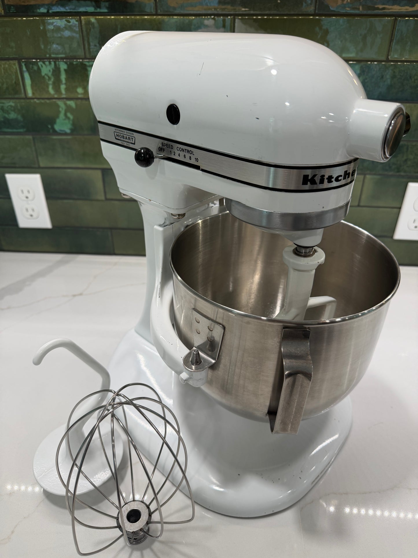 1978 Hobart K5-A: 5 Quart Bowl Lift Mixer