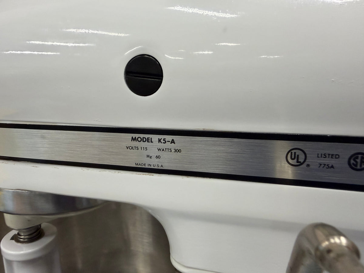 1977 Hobart K5-A: 5 Quart Bowl Lift Mixer
