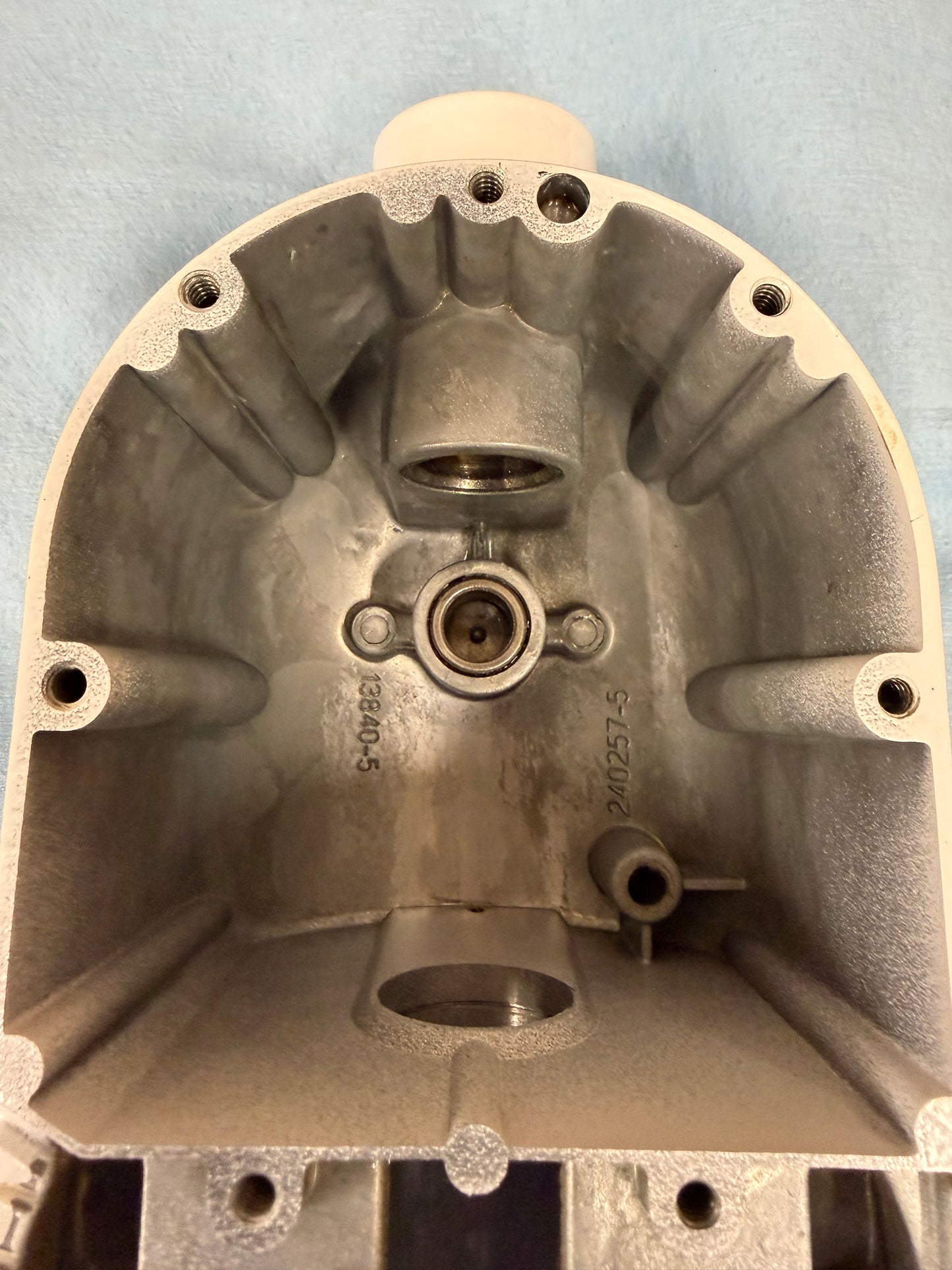 Ultra Power White-on-White (KSM90 - 001)