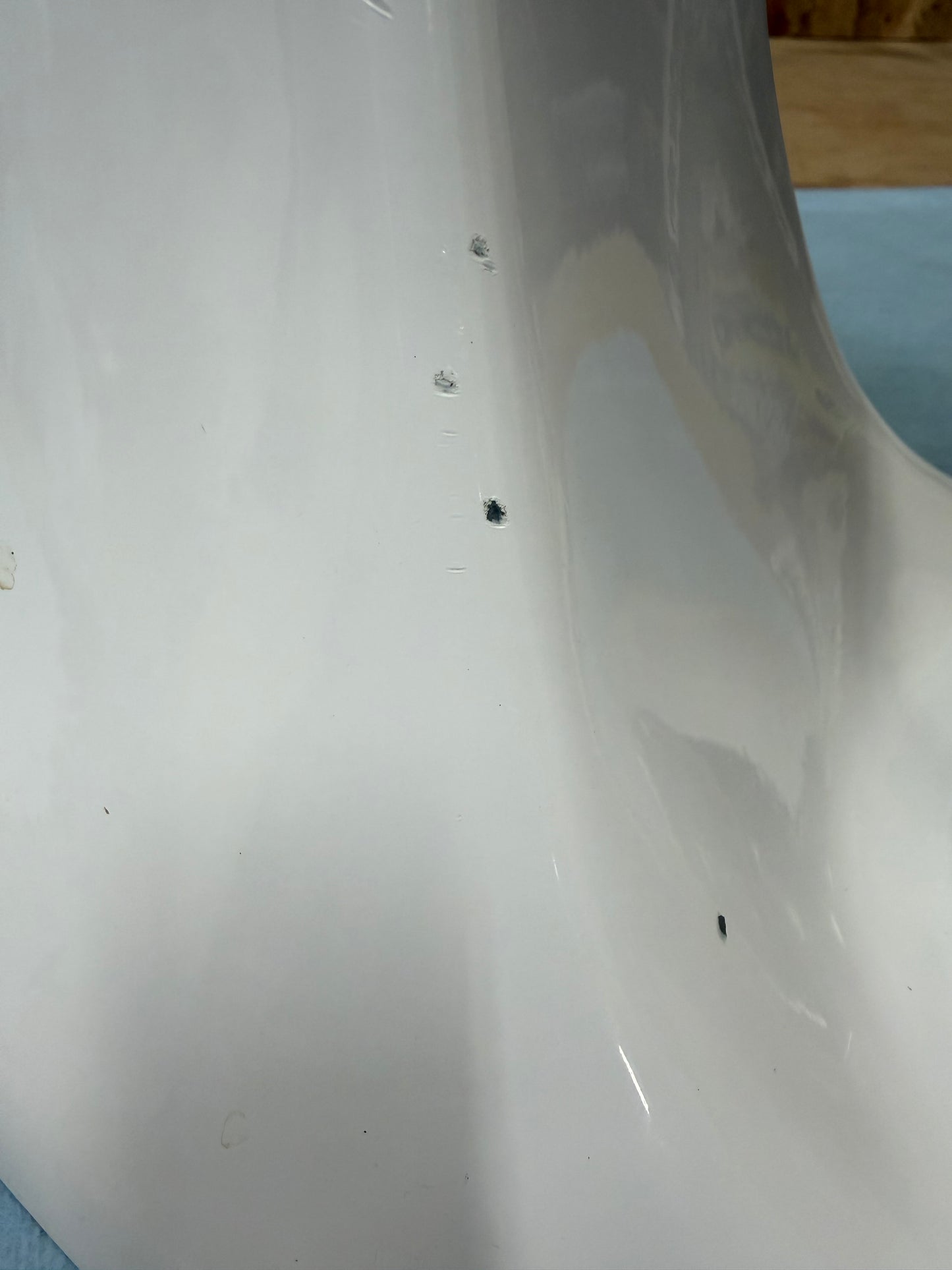 Ultra Power White-on-White (KSM90 - 001)