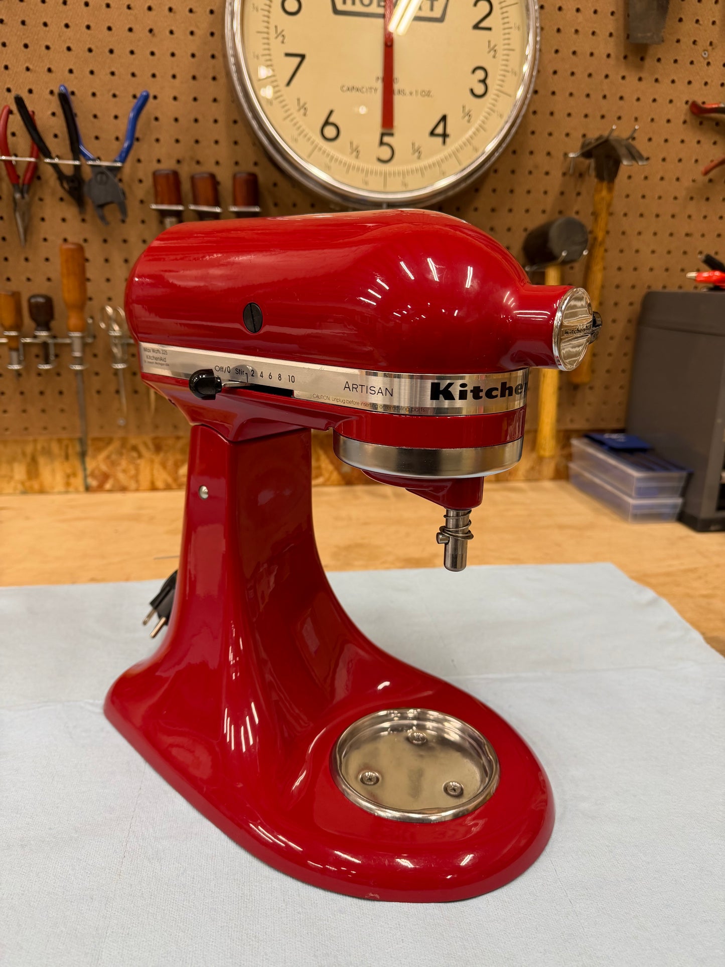 Empire Red Artisan (KSM150 - 001)