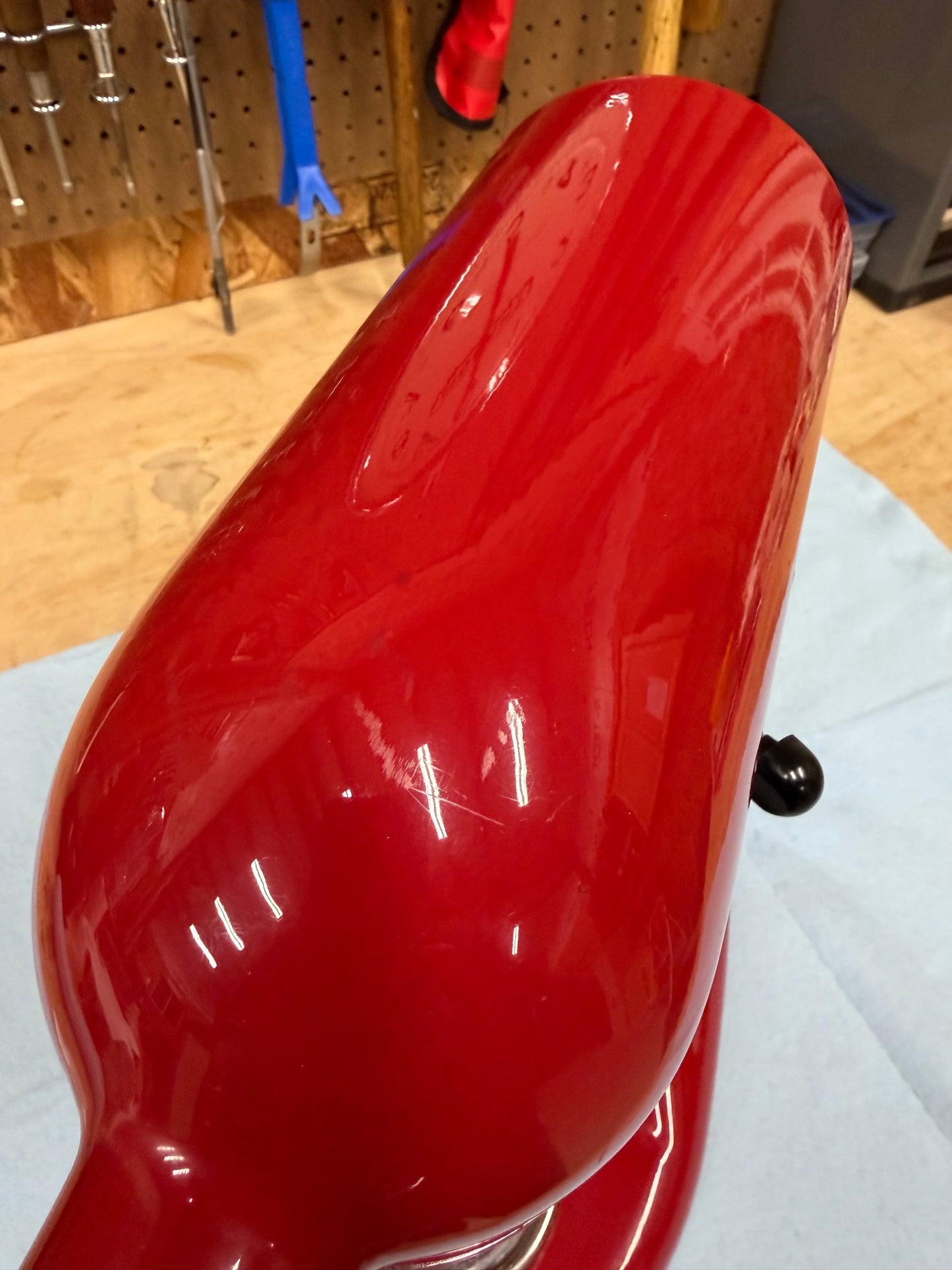 Empire Red Artisan (KSM150 - 001)