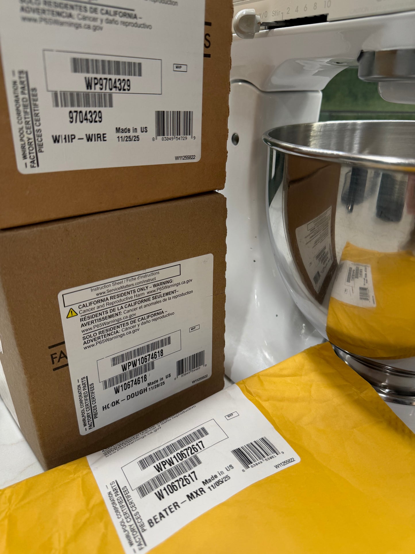 Ultra Power White-on-White (KSM90 - 001)