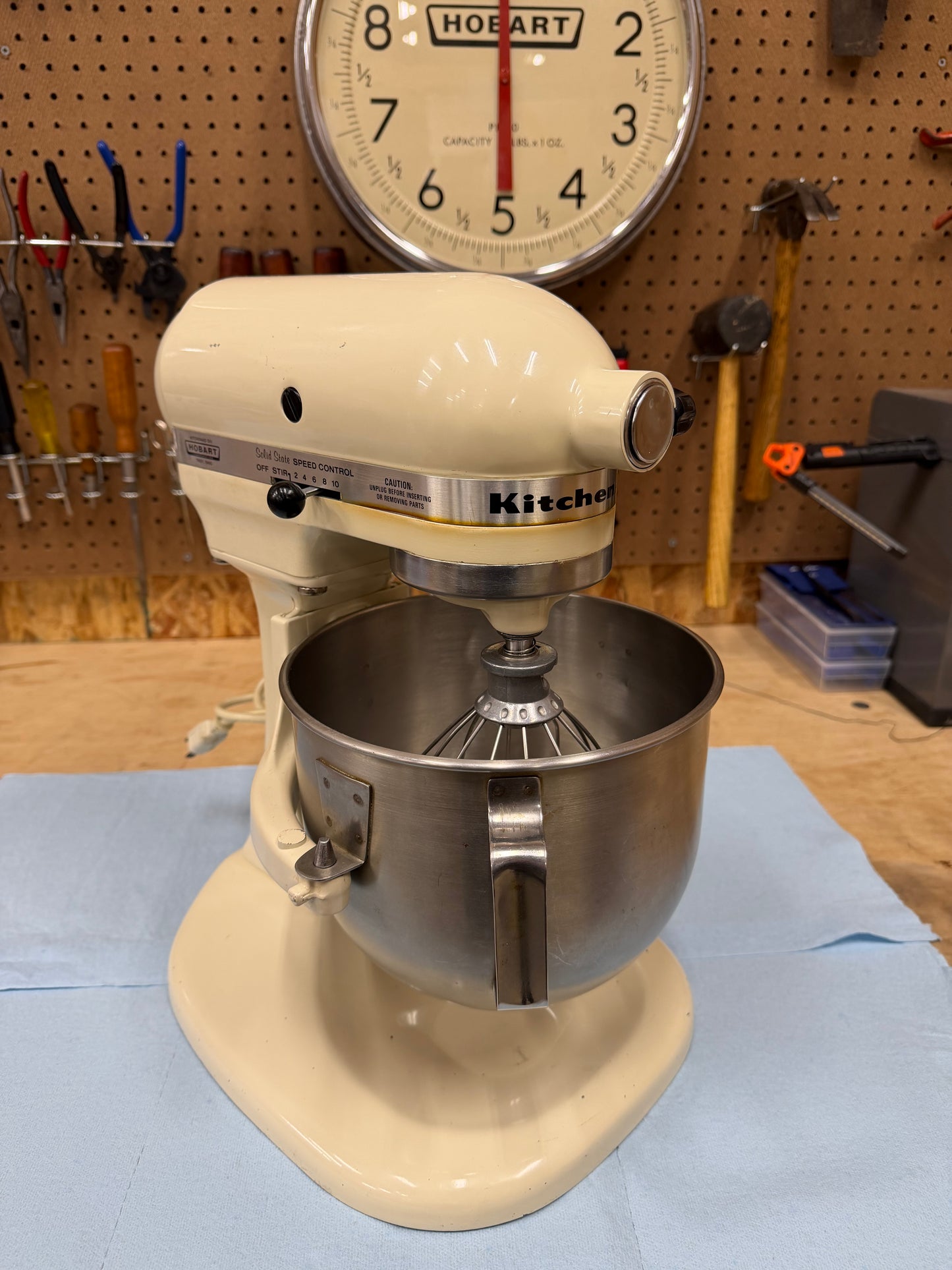 1983 Hobart-era K5SS - 5 Quart Bowl Lift Mixer