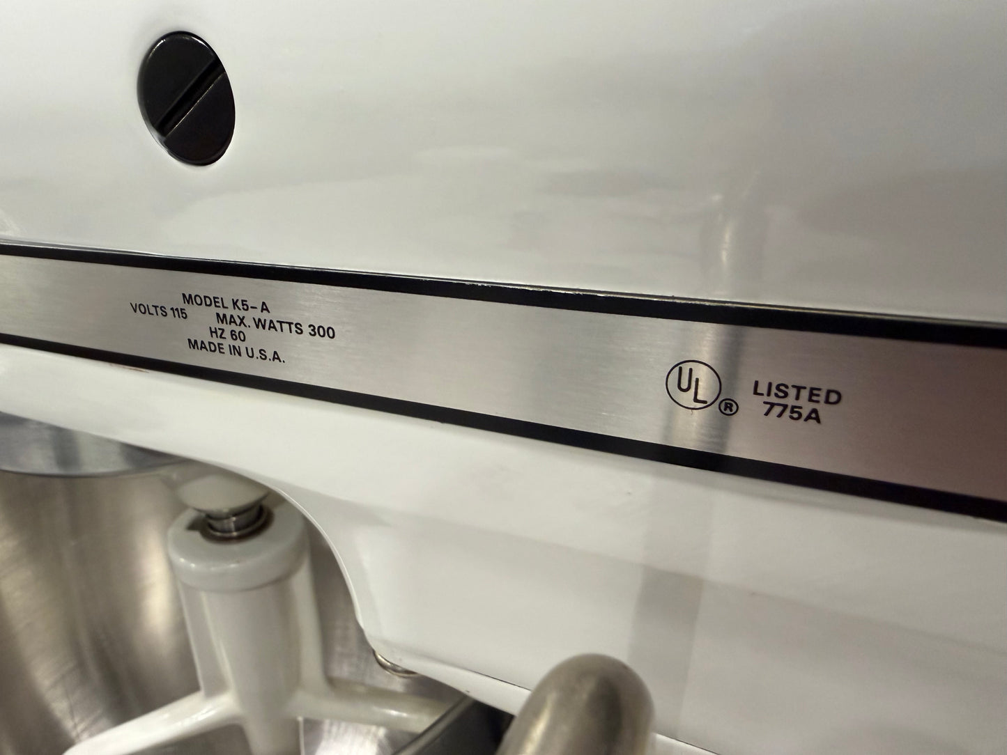 1978 Hobart-made K5-A: 5 Quart Bowl Lift Mixer