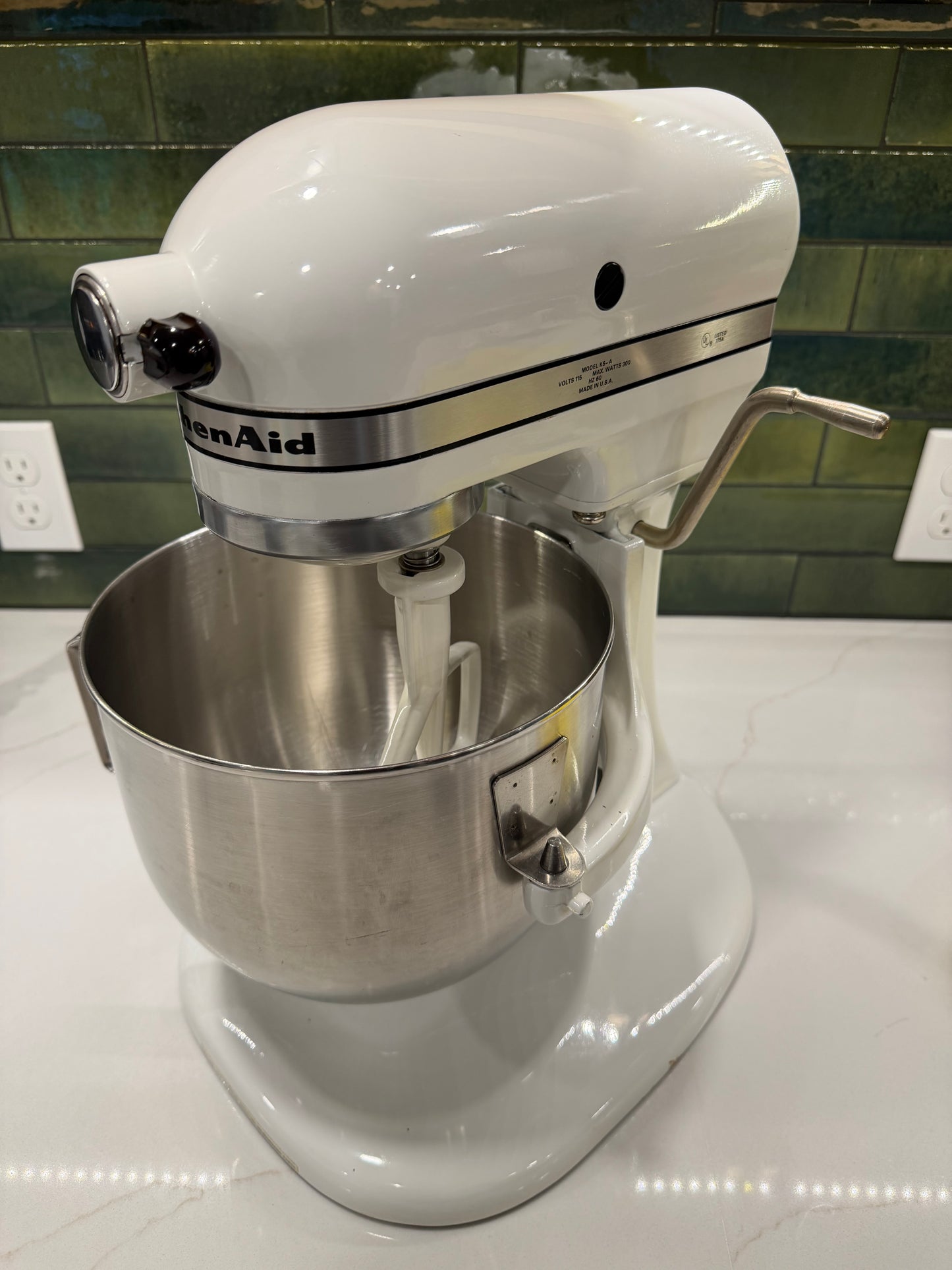 1978 Hobart-made K5-A: 5 Quart Bowl Lift Mixer