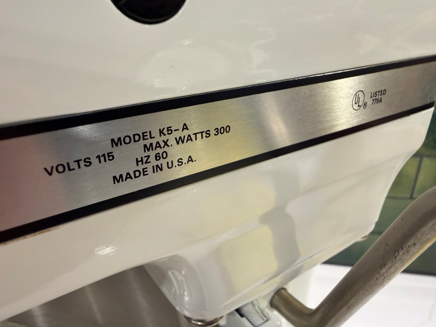 1978 Hobart-made K5-A: 5 Quart Bowl Lift Mixer