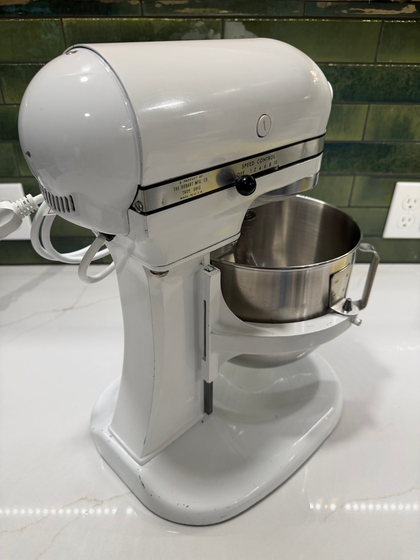 1971 Hobart-made K5-A: 5 Quart Bowl Lift Mixer