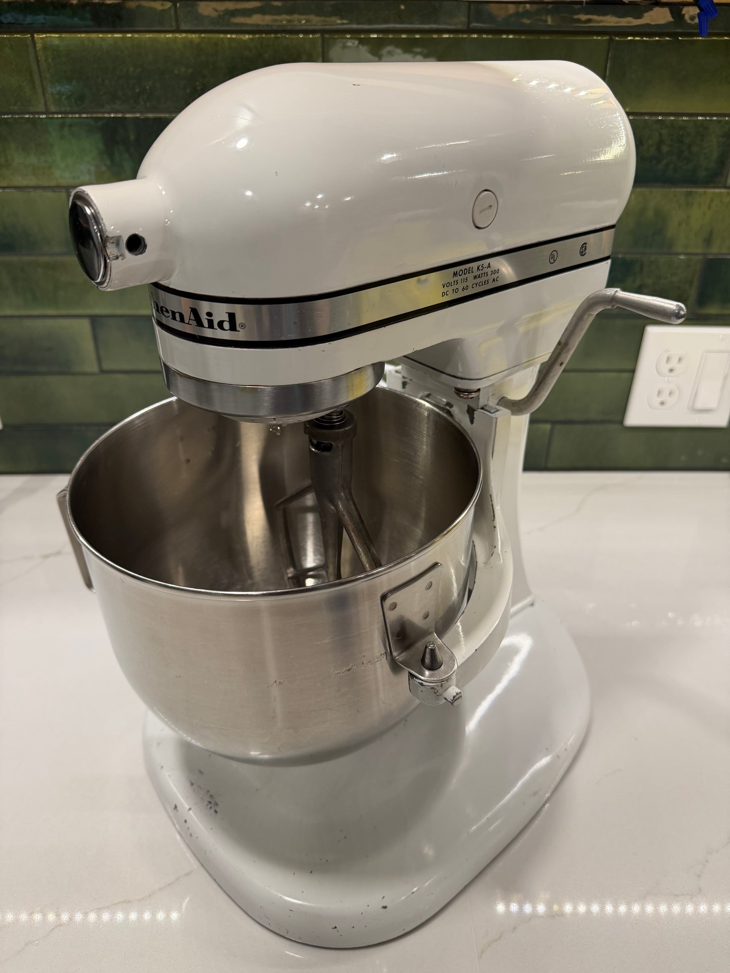 1971 Hobart-made K5-A: 5 Quart Bowl Lift Mixer