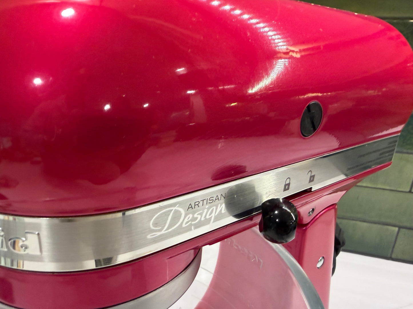 KitchenAid Artisan Design in Raspberry Ice