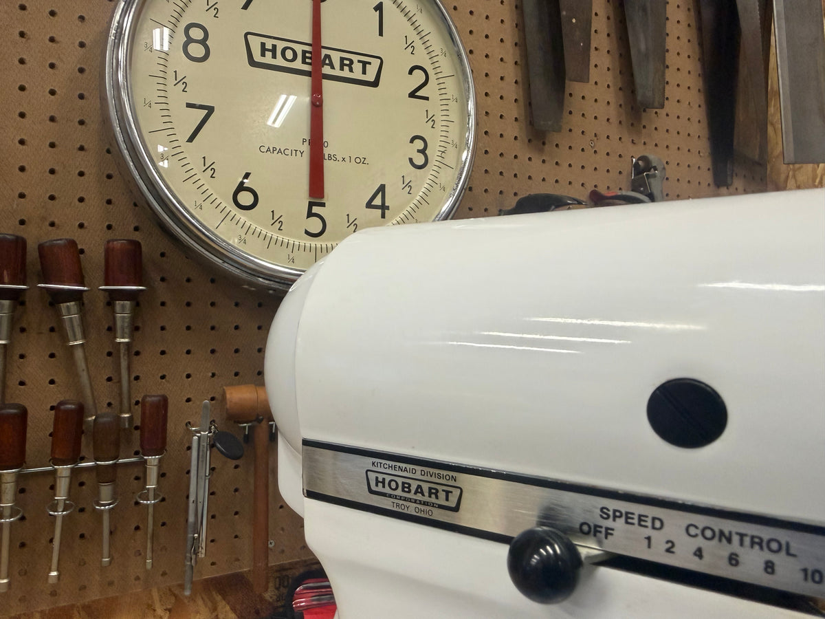 1978 Hobart K5-A: 5 Quart Bowl Lift Mixer